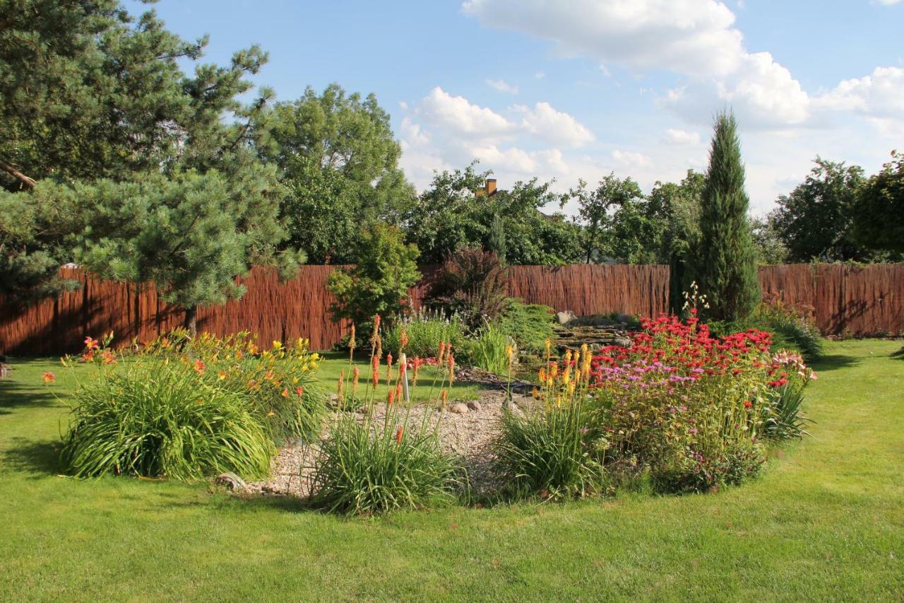 Отель Agro Relax Nowodwor Экстерьер фото